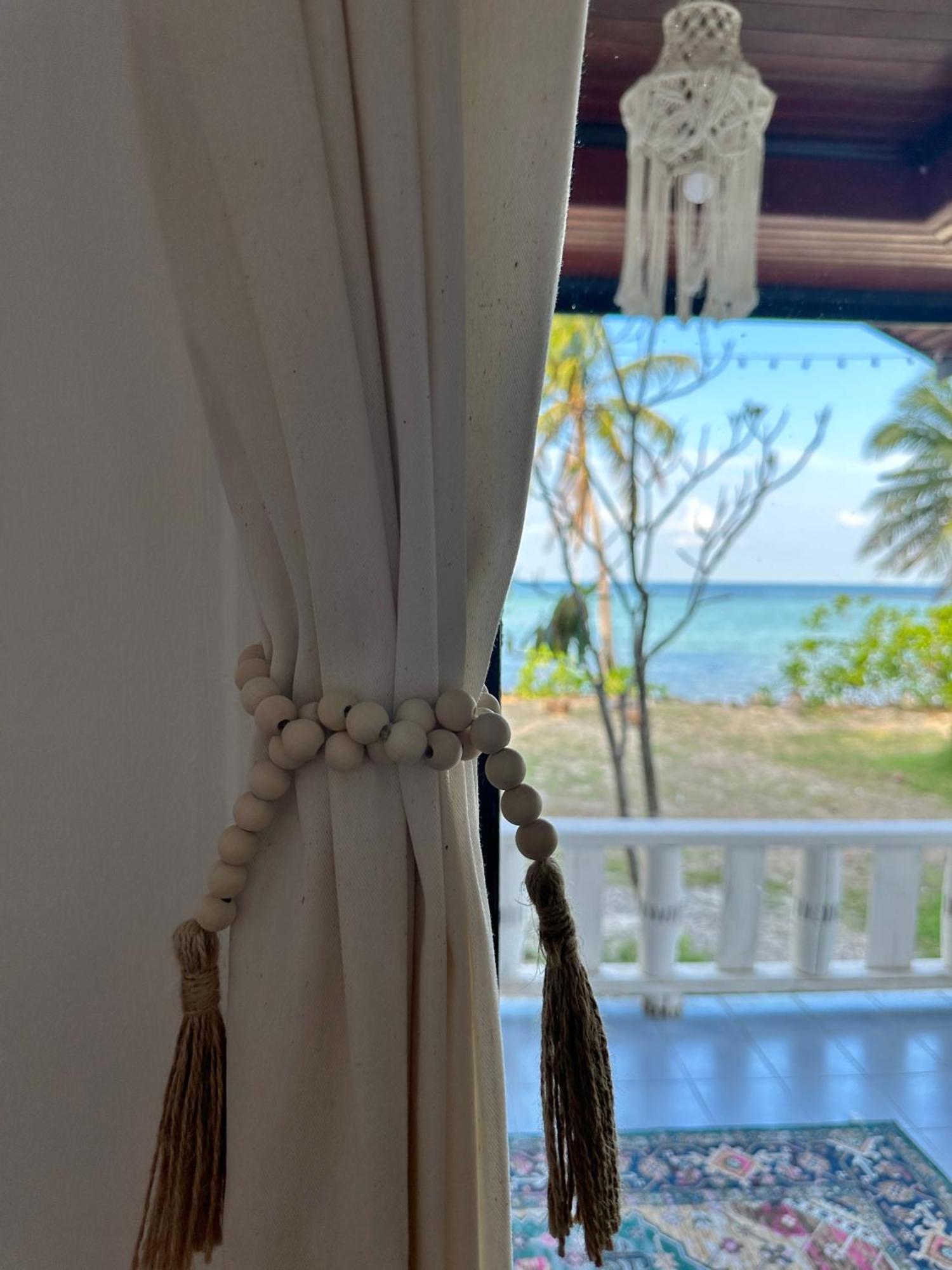Holiday home Beachfront House In Chaloklum Mae Haad