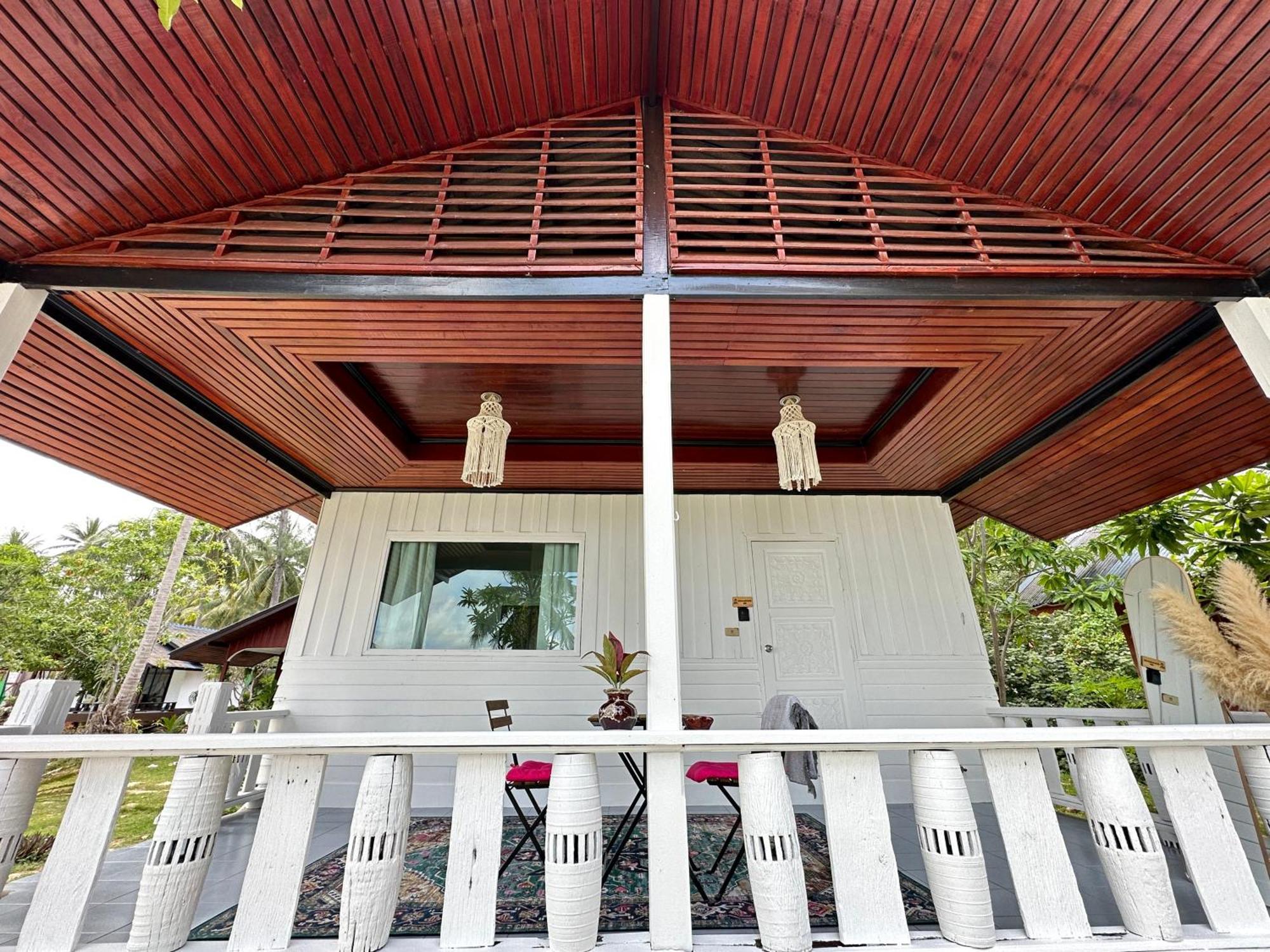 Holiday home Beachfront House In Chaloklum